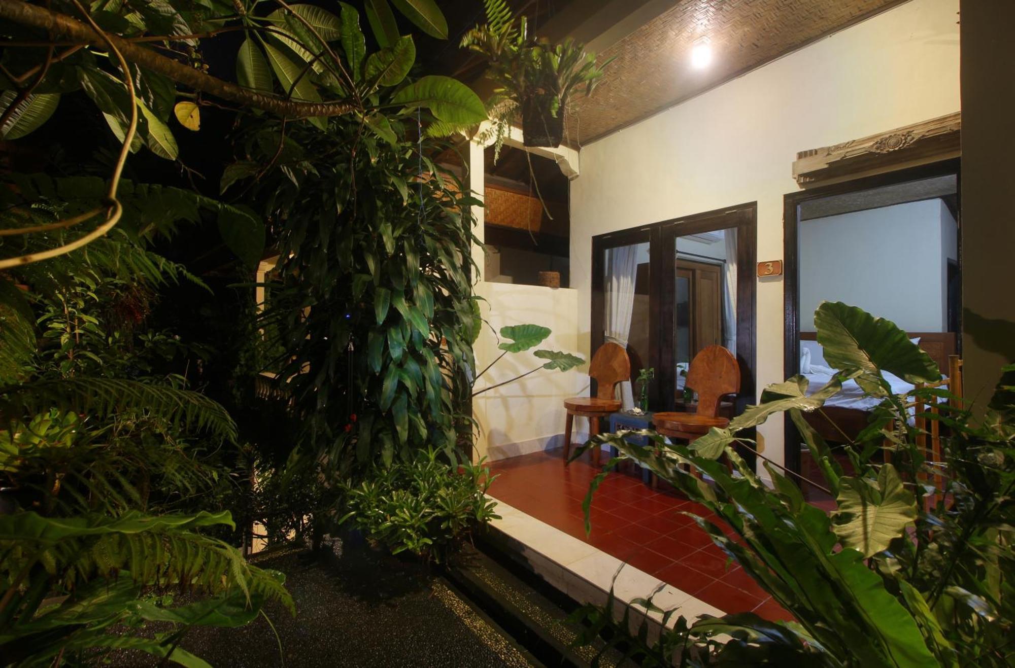 Sari Gong Guest House, A Trishula Collection Ubud  Exterior photo