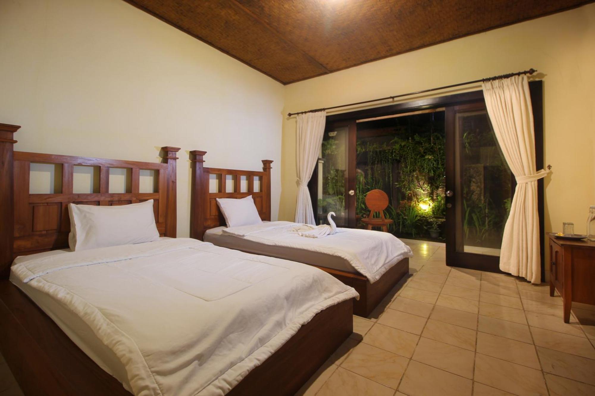 Sari Gong Guest House, A Trishula Collection Ubud  Exterior photo